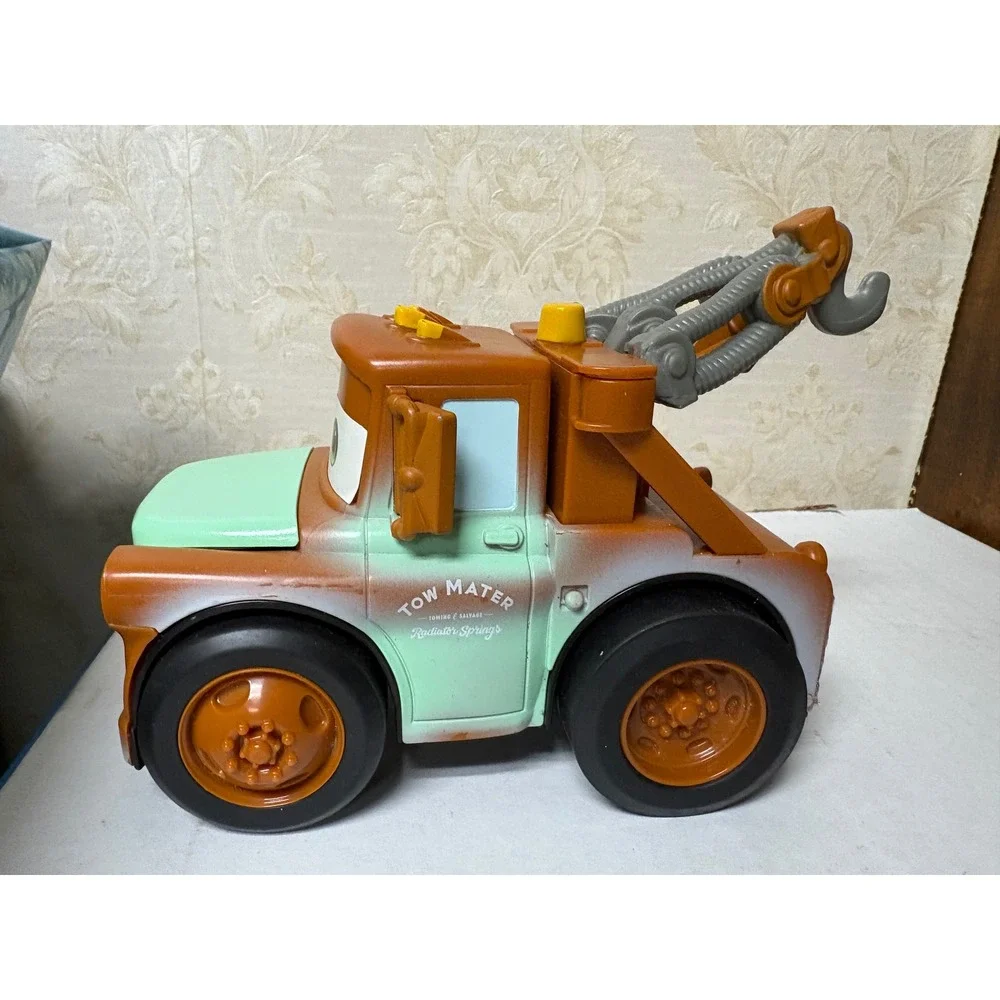 Disney Pixar‎ Cars Tow Mater Toy Truck Radiator Springs Brown Teal Pop Up Hood